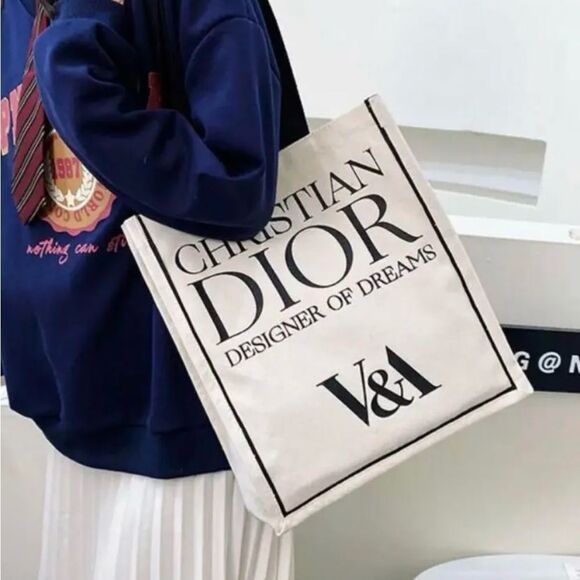 New Christian Dior designer of dreams Museum ivory canvas tote bag - Picture 3 of 5